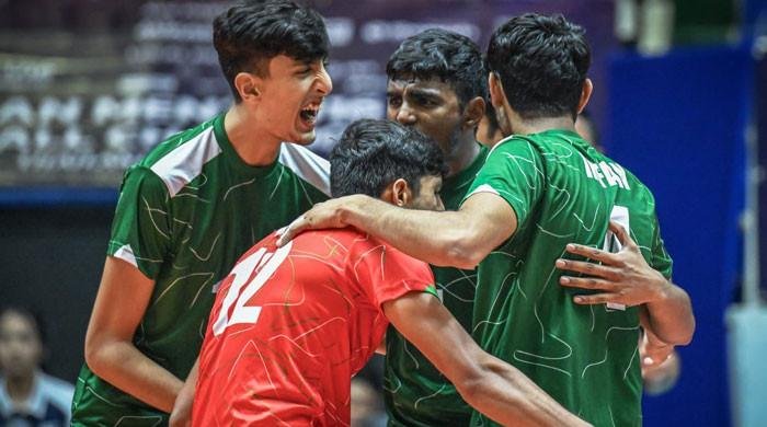 Pakistan thump Indonesia to reach Asian U16 Volleyball championship semis Pakistan thump Indonesia to reach Asian U16 Volleyball championship semis
