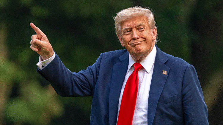 Dana Bash avoids reading Trump’s disparaging CNN reference on air Dana Bash avoids reading Trump’s disparaging CNN reference on air