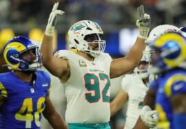 Dolphins, DT Zach Sieler reach 3-year, .75 million extension