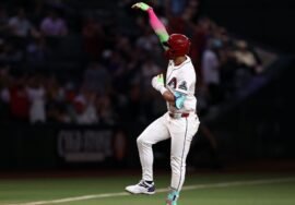 Lourdes Gurriel Jr. crushes 103.9 mph pitch from Mason Miller for HR