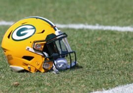 Packers star Billy Howton, first NFLPA president, dies at 95