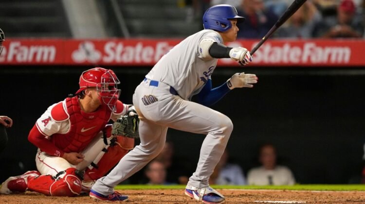 Angels turn triple play vs. Dodgers off Shohei Ohtani liner Angels turn triple play vs. Dodgers off Shohei Ohtani liner