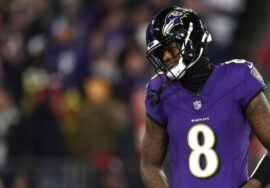Lamar Jackson withdraws challenge of Aikman’s No. 8 trademarks