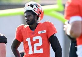 Browns QB Shedeur Sanders sits out practice with oblique injury