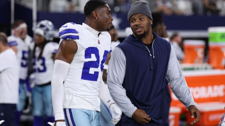 Micah Parsons watches from sidelines as Cowboys finish preseason Micah Parsons watches from sidelines as Cowboys finish preseason