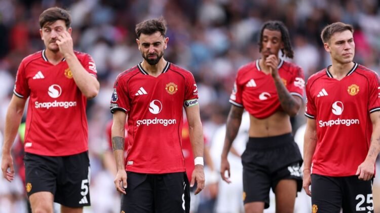 Man United look as bad as last season in draw at Fulham