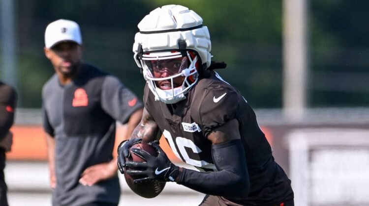 Source — Browns to release veteran receiver Diontae Johnson Source — Browns to release veteran receiver Diontae Johnson