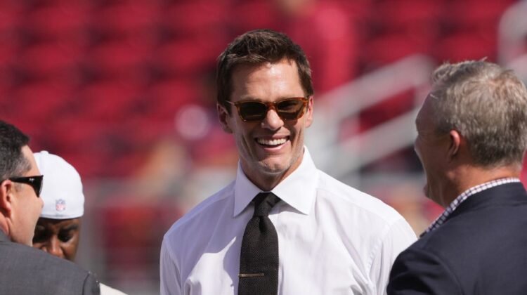Source – Tom Brady gets more access in role as Fox analyst Source – Tom Brady gets more access in role as Fox analyst