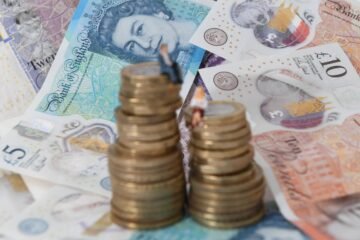 Too broke to break up: 21% of young adults ‘stayed…