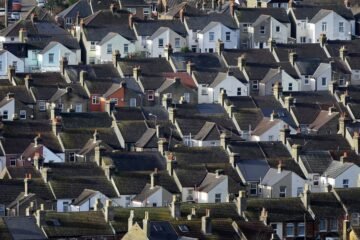 Flow of fresh homes to rent ‘shrinks at fastest ra…