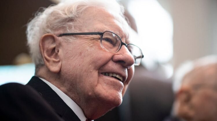 Business news live: FTSE 100 rises and Warren Buffett’s new bn investment Business news live: FTSE 100 rises and Warren Buffett’s new bn investment