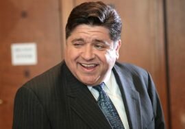 Illinois Gov. Pritzker rejects Trump National Guar…