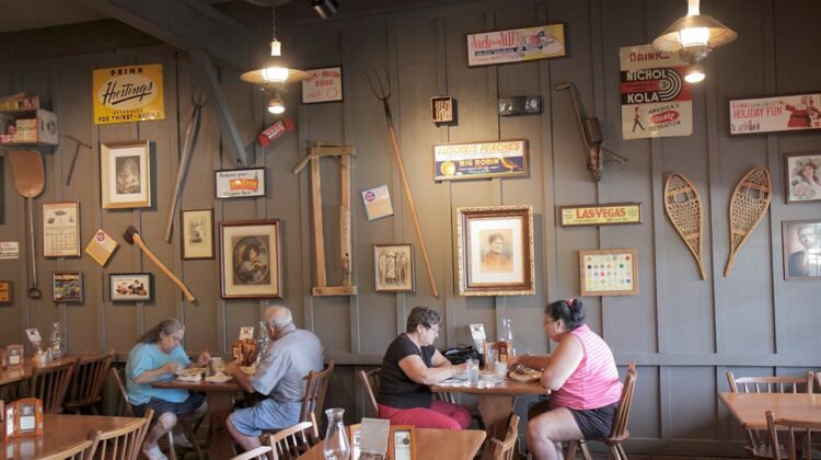 Customers of beloved Cracker Barrel slam the restaurant remodels on social media Customers of beloved Cracker Barrel slam the restaurant remodels on social media