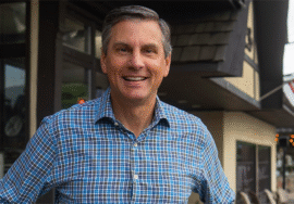Former football coach Derek Dooley announces Georg…