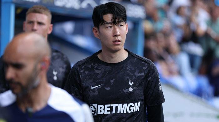 Tottenham Hotspur captain Son Heung-min says he is leaving club