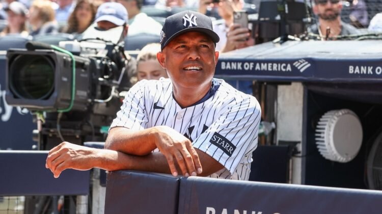 Yankees legend Mariano Rivera injured an Achilles at Old-Timers’ Day Yankees legend Mariano Rivera injured an Achilles at Old-Timers’ Day