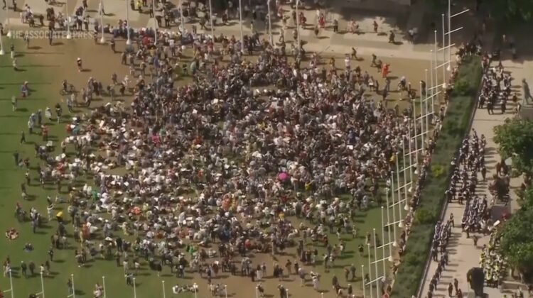 365+ anti-Israel protesters arrested in London defying Palestine ban 365+ anti-Israel protesters arrested in London defying Palestine ban