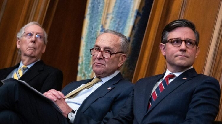 Government funding crisis looms as Congress faces October 1 deadline Government funding crisis looms as Congress faces October 1 deadline
