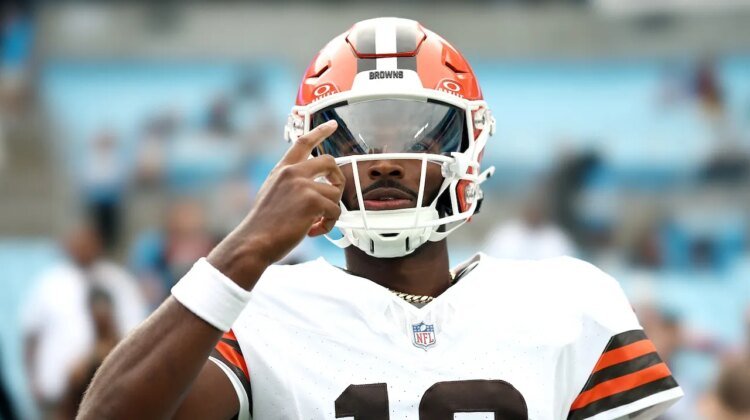 Shedeur Sanders throws 2 touchdown passes in Browns’ preseason debut Shedeur Sanders throws 2 touchdown passes in Browns’ preseason debut
