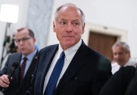 Biden gatekeeper Ricchetti defends former presiden…