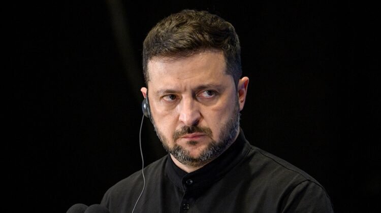 Zelenskyy says Ukraine will not ‘gift’ land to Moscow ahead of Trump-Putin talks Zelenskyy says Ukraine will not ‘gift’ land to Moscow ahead of Trump-Putin talks