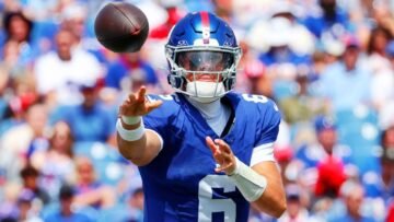 Giants QB2 Jaxson Dart following in Mahomes’…