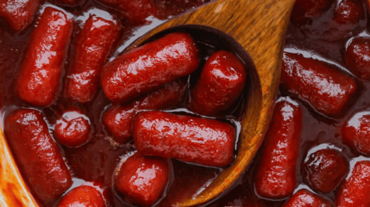 Crockpot Grape Jelly Little Smokies (Easy Game Day Appetizer)