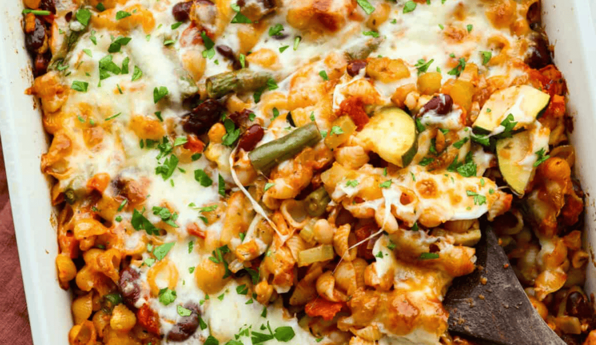 Minestrone Casserole Recipe (Cheesy, Hearty, Veggi…