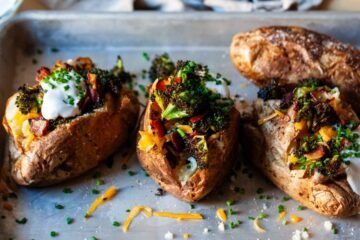 baked potatoes with crispy broccoli and bacon – sm…