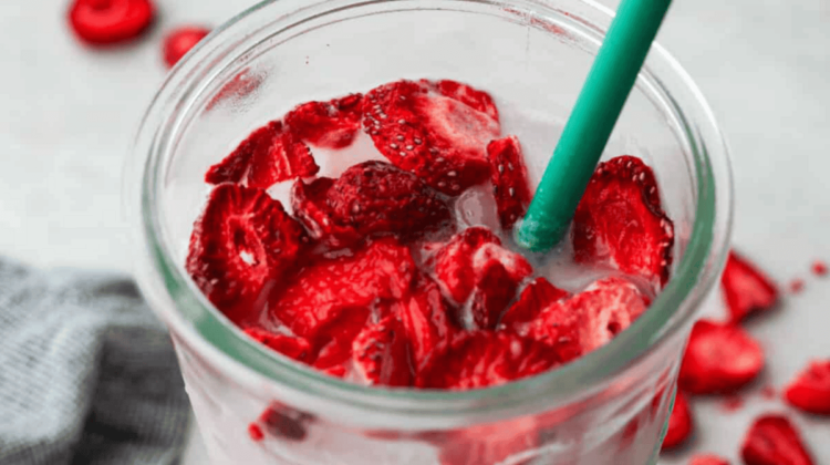 Homemade Pink Drink (Starbucks Copycat)