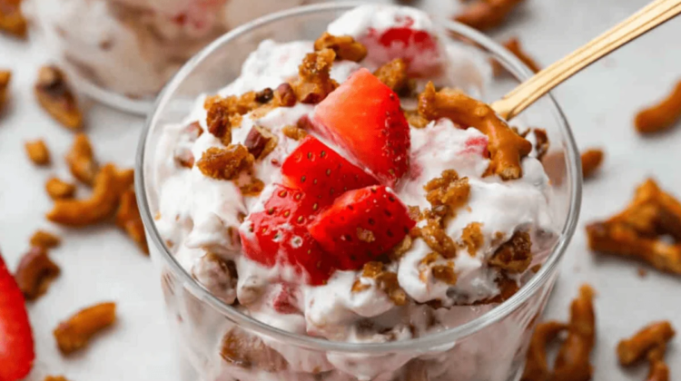 Strawberry Crack Pretzel Salad Recipe (Easy Version)