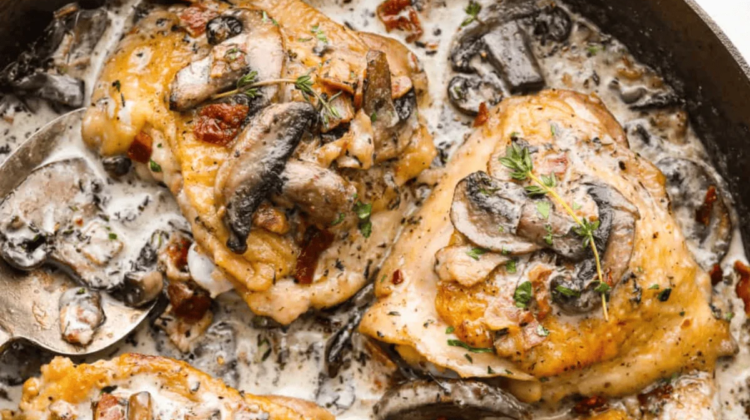 Creamy Bacon Mushroom Thyme Chicken Recipe
