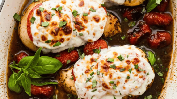 One-Pan Baked Caprese Chicken | The Recipe Critic One-Pan Baked Caprese Chicken | The Recipe Critic