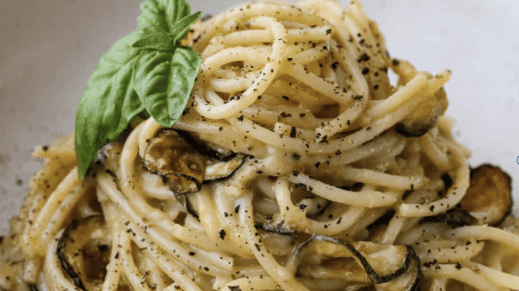 Spaghetti alla Nerano: Stanley Tucci’s Famous Zucchini Pasta Spaghetti alla Nerano: Stanley Tucci’s Famous Zucchini Pasta