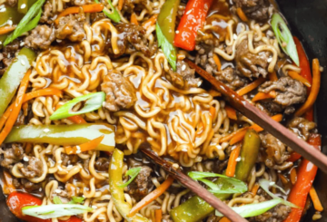 Slow Cooker Ramen With Beef